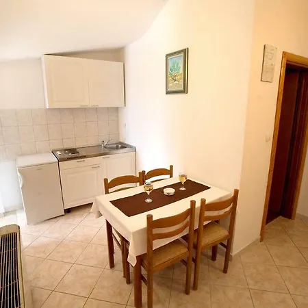 Lias2 Apartamento *