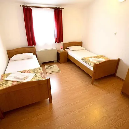 Lias2 * Rogoznica (Sibenik-Knin)